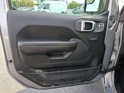 Certified 2020 Jeep Gladiator Sport w/ Quick Order Package 24S image 14