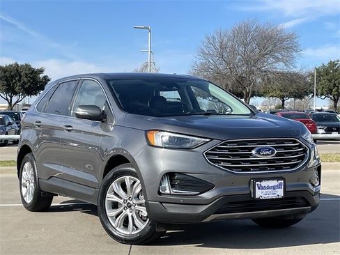 Used 2024 Ford Edge Titanium image 2