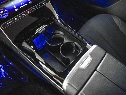 Certified 2023 Mercedes-Benz EQE 350+ 4MATIC SUV w/ Exclusive Trim Package image 17