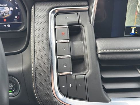 Certified 2023 Chevrolet Tahoe Premier w/ Premium Package 2 image 16