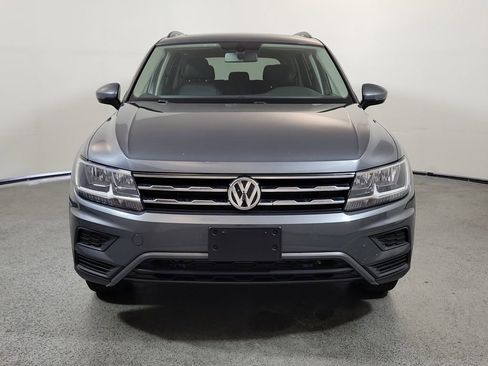 Used 2020 Volkswagen Tiguan SE w/ Panoramic Sunroof Package AWD/4WD image 2