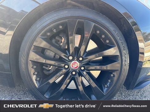 Used 2016 Jaguar F-TYPE S image 39