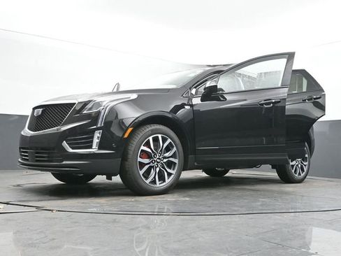 New 2026 Cadillac XT5 Sportv w/ LPO, Onyx Lite Package AWD/4WD image 64