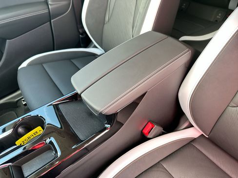 New 2025 Buick Envision Sport Touring image 21