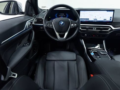 Certified 2024 BMW i4 eDrive40 w/ Premium Package RWD image 3