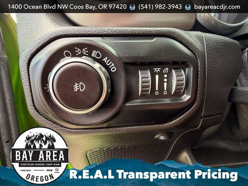 Used 2019 Jeep Wrangler Sport AWD/4WD image 15