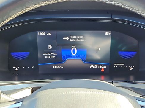 Used 2022 Volkswagen Taos SE image 15