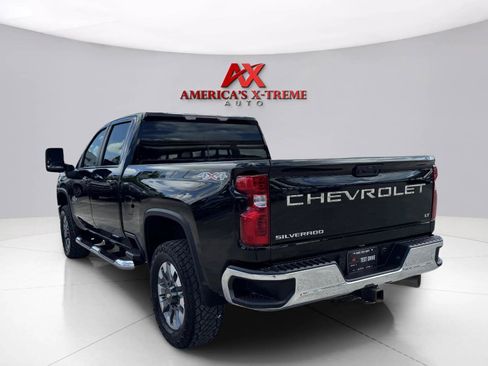 Used 2022 Chevrolet Silverado 2500 LT w/ Texas Edition AWD/4WD image 3