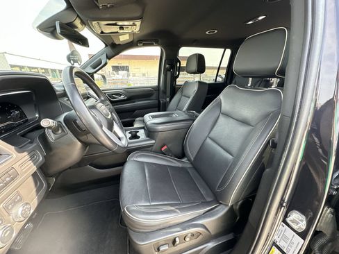Certified 2023 GMC Yukon XL SLT AWD/4WD image 19