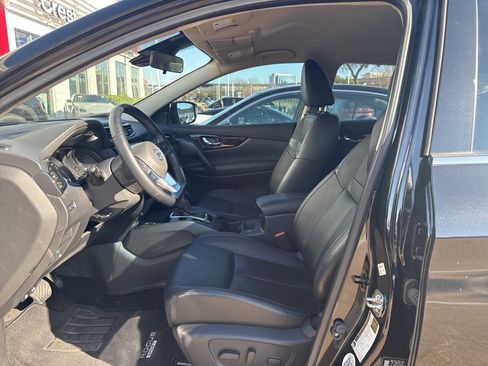 Certified 2022 Nissan Rogue Sport SL image 9