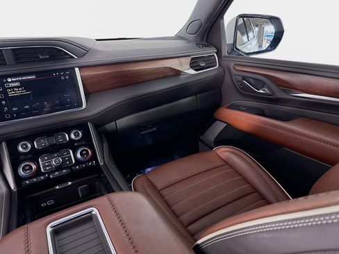 Certified 2024 GMC Yukon Denali Ultimate image 26