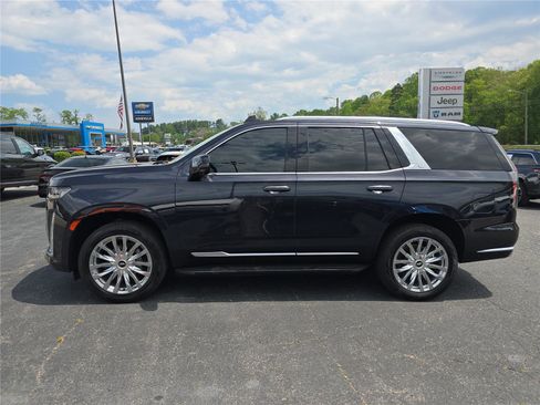 Used 2023 Cadillac Escalade Premium Luxury w/ Performance Package AWD/4WD image 7