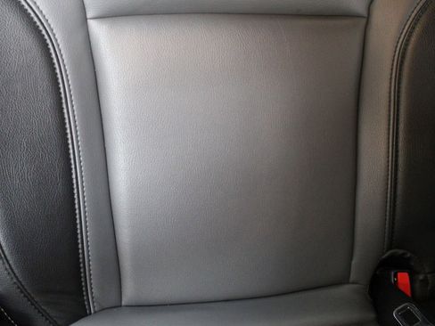 Used 2016 Dodge Charger R/T RWD image 19