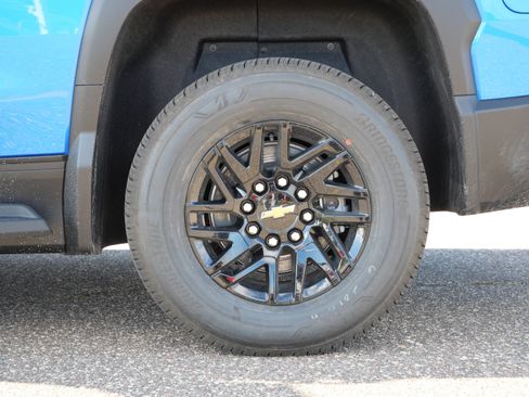 New 2026 Chevrolet Silverado EV LT w/ Plus Package AWD/4WD image 3