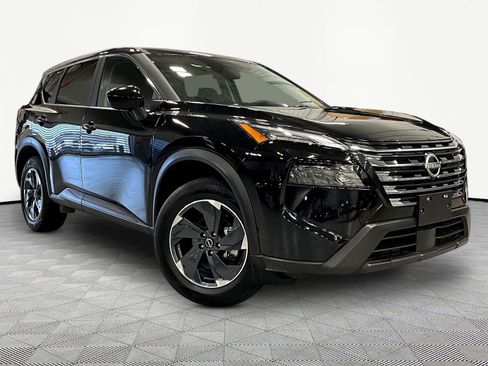 Used 2026 Nissan Rogue SV AWD/4WD image 3