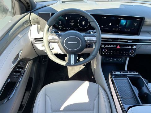 New 2026 Hyundai Tucson Limited image 26