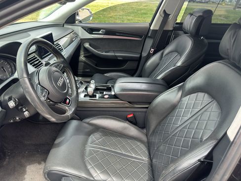 Used 2015 Audi S8 w/ S8 Driver Assistance Package AWD/4WD image 33