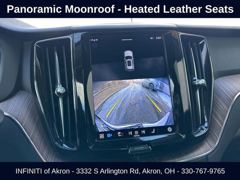 Used 2022 Volvo XC60 B5 Momentum w/ Advanced Package image 6