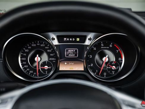 Used 2013 Mercedes-Benz SL 63 AMG image 9