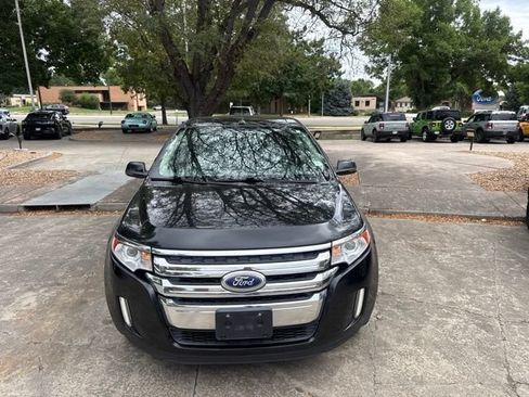 Used 2014 Ford Edge Limited w/ Equipment Group 301A AWD/4WD image 3