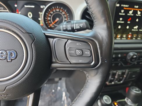 Used 2021 Jeep Wrangler Unlimited Sport AWD/4WD image 16