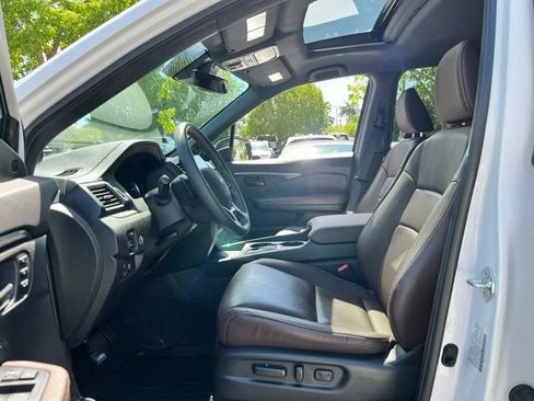 Used 2024 Honda Passport EX-L image 7
