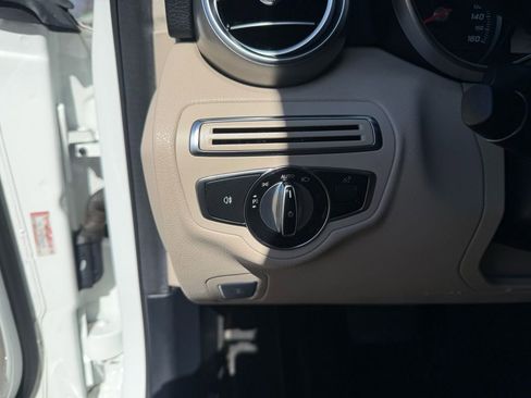 Used 2015 Mercedes-Benz C 300 4MATIC Sedan image 21