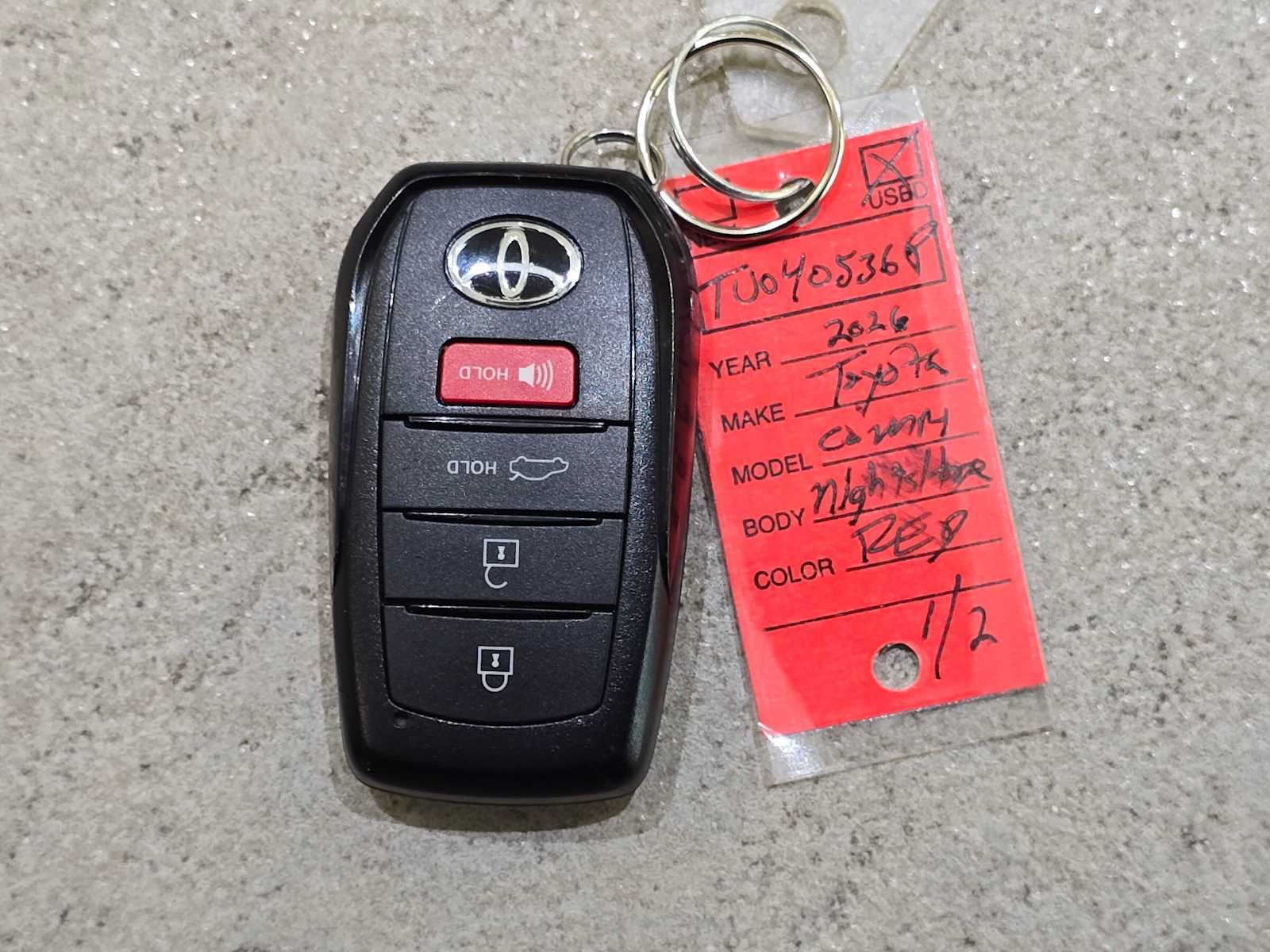 Used 2026 Toyota Camry Hybrid AWD/4WD image 32