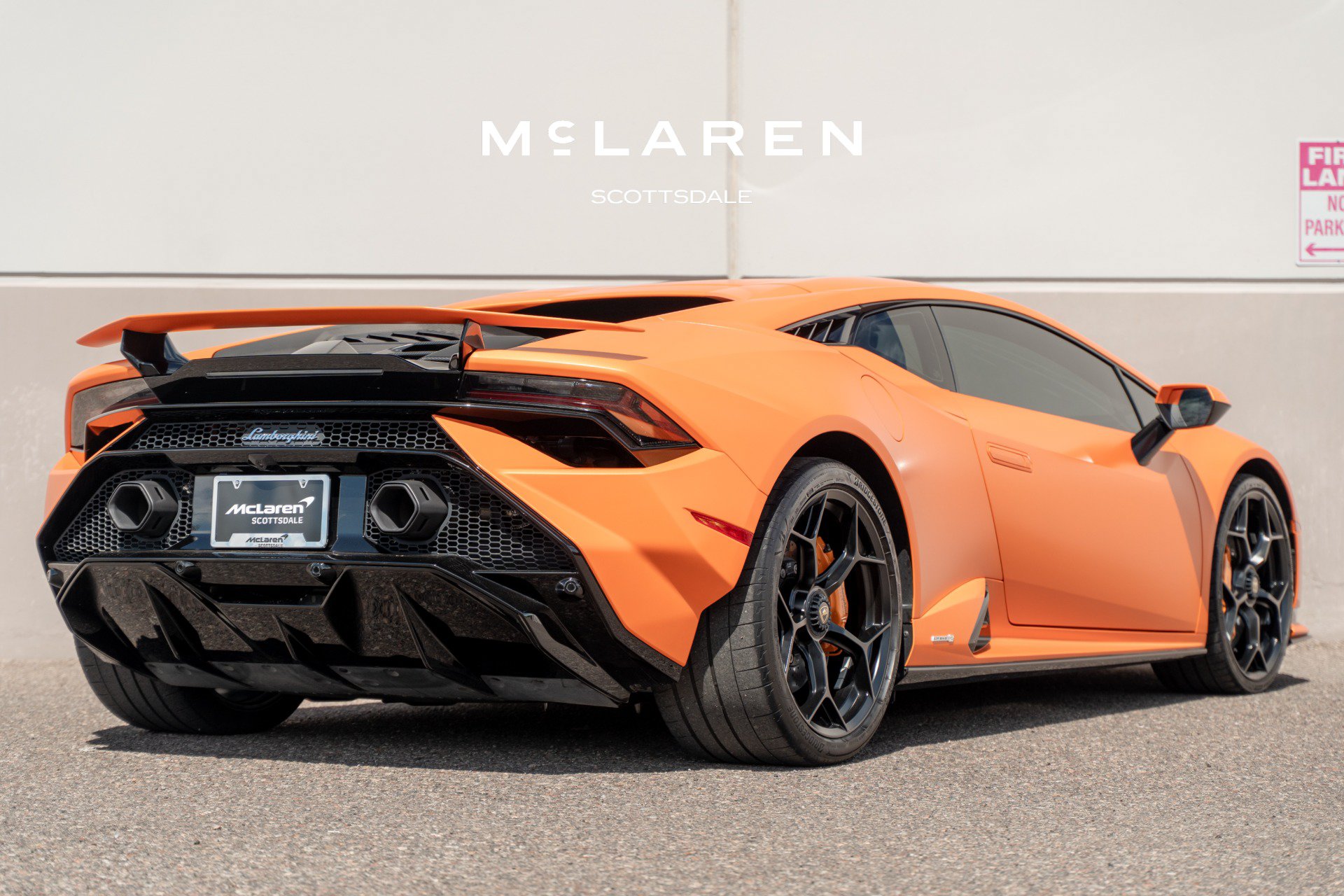 Used 2024 Lamborghini Huracan Tecnica RWD image 7