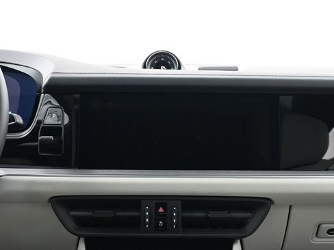 New 2026 Porsche Cayenne E-Hybrid Coupe image 11