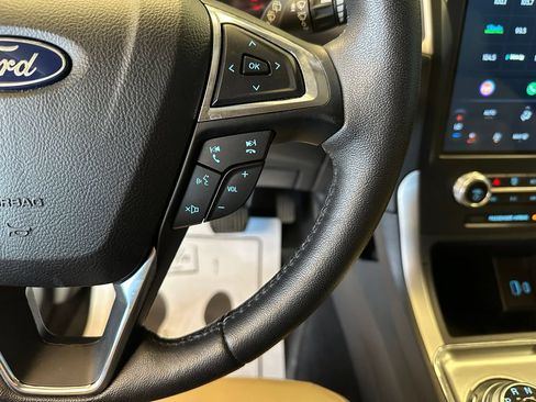 Used 2022 Ford Edge SEL w/ Convenience Package AWD/4WD image 12