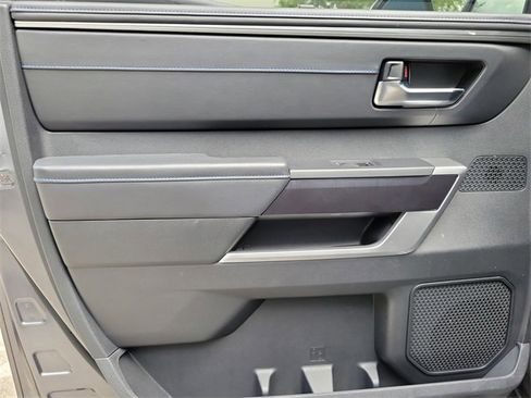 Used 2022 Toyota Tundra Platinum image 7