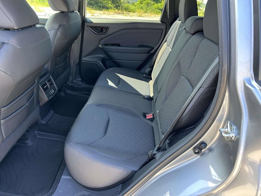 New 2026 Subaru Forester Premium AWD/4WD image 12