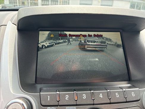 Used 2011 Chevrolet Equinox LTZ AWD/4WD image 24