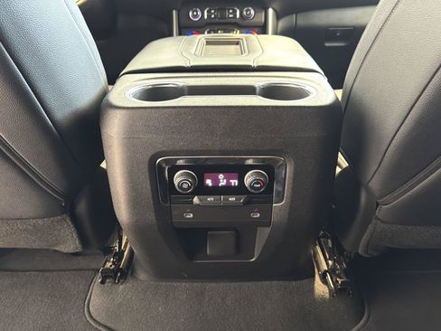 Used 2023 Chevrolet Tahoe LS AWD/4WD image 28