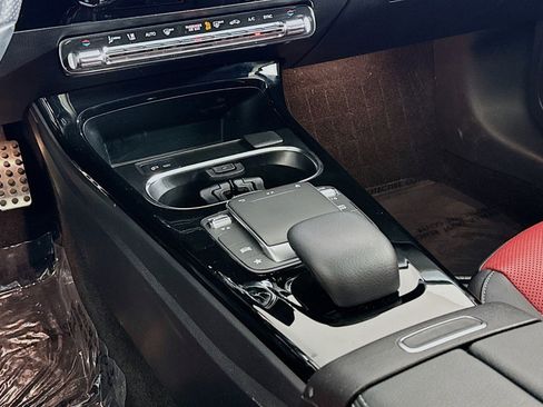 Used 2022 Mercedes-Benz A 220 image 5