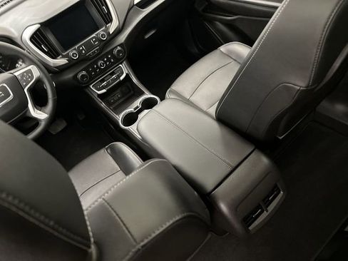 Used 2023 GMC Terrain SLT w/ Elevation Edition AWD/4WD image 26