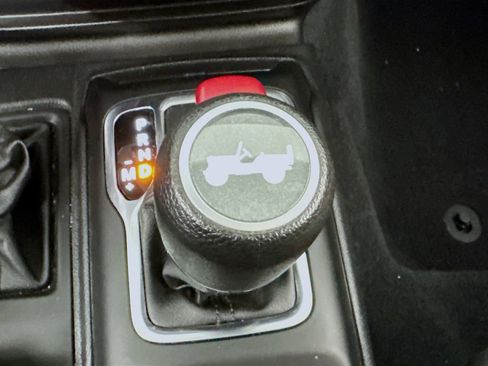 Used 2023 Jeep Wrangler Unlimited w/ Cold Weather Group AWD/4WD image 20
