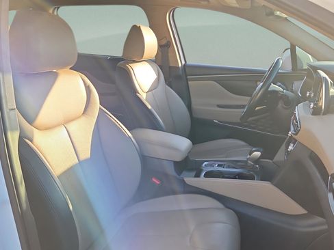 Used 2020 Hyundai Santa Fe Limited image 15