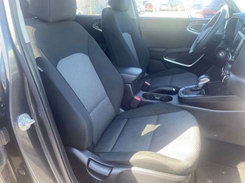 Used 2023 Kia Soul LX w/ Option Group 015 image 34