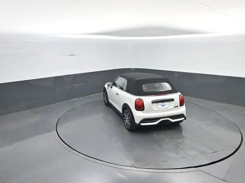 Used 2024 MINI Cooper S FWD image 19