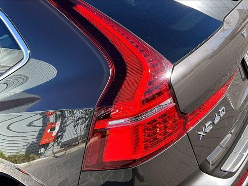 Used 2022 Volvo XC60 T8 Inscription w/ Advanced Package image 29