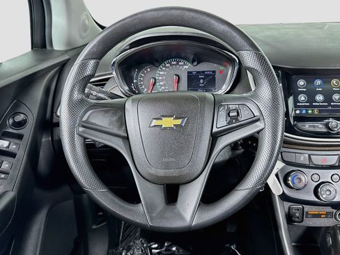 Used 2019 Chevrolet Trax LS w/ LPO, Protection Package AWD/4WD image 19