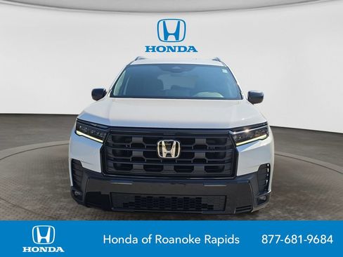 New 2026 Honda Pilot Sport image 8