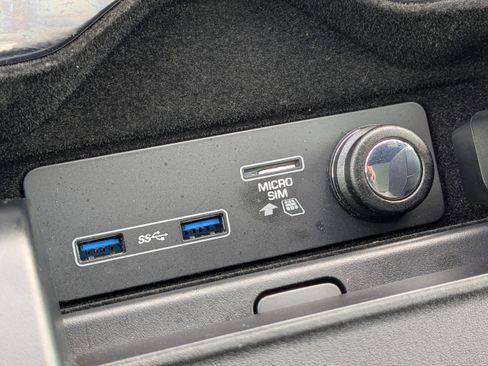 Used 2022 Land Rover Range Rover Westminster Edition image 24