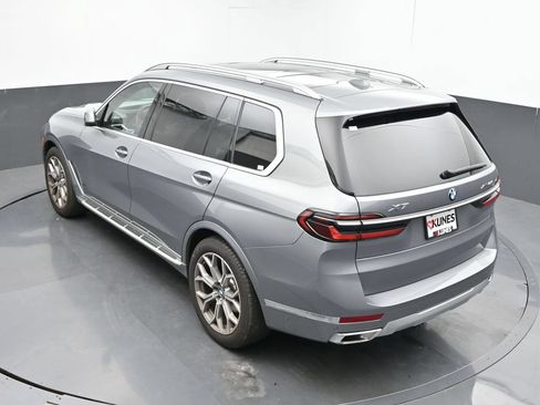 Used 2026 BMW X7 xDrive40i AWD/4WD image 29