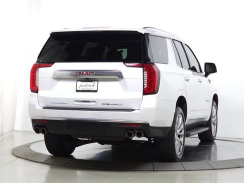 Used 2024 GMC Yukon Denali AWD/4WD image 10