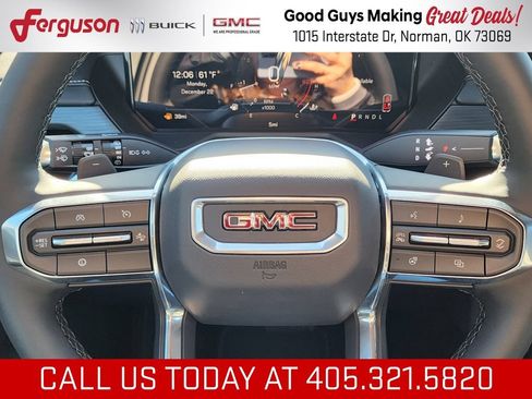 New 2026 GMC Acadia Elevation w/ Black Edition FWD image 19