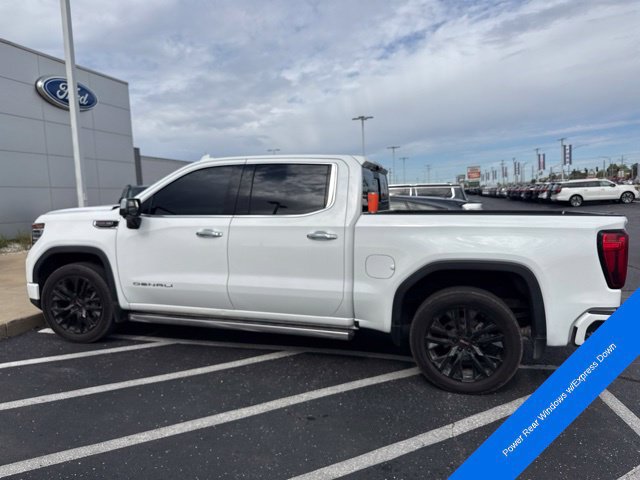 Used 2023 GMC Sierra 1500 Denali w/ Technology Package AWD/4WD image 11