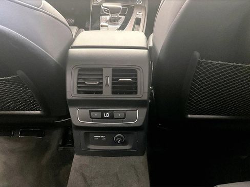 Used 2024 Audi Q5 2.0T Premium Plus image 25